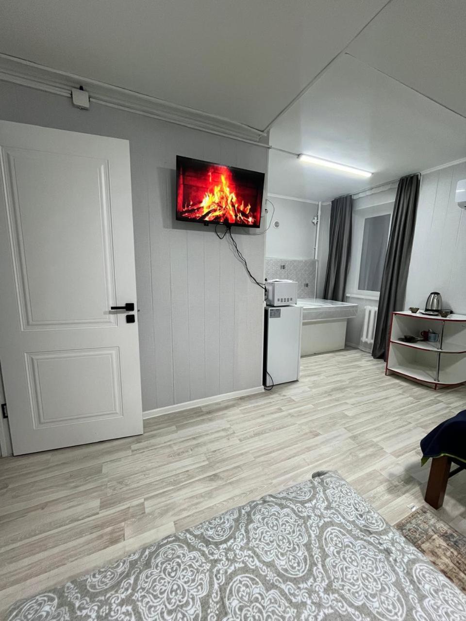 Ferienwohnung Ахметова 4 Krasnoye Pole Exterior foto